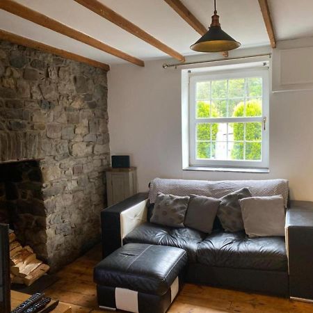 2-Bed Cottage In In Welsh Valley Nr Σουόνσι Εξωτερικό φωτογραφία